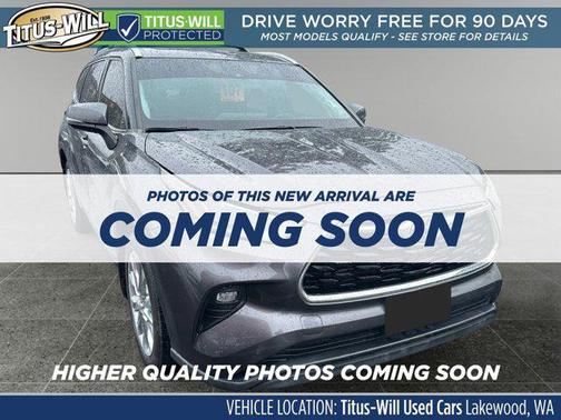 Magnetic Gray Metallic 2023 Toyota Highlander Hybrid Limited