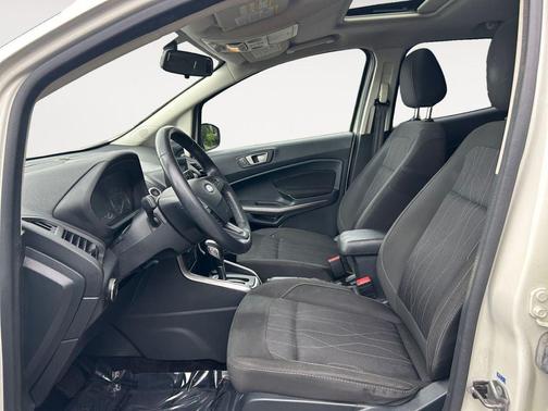 Diamond White 2020 Ford EcoSport SE