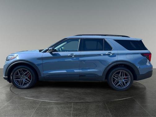 Vapor Blue 2025 Ford Explorer ST