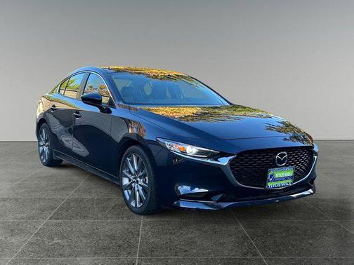 2025 Mazda Mazda3 FWD w/Preferred Package