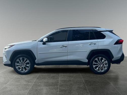 Pearl 2024 Toyota RAV4 Limited