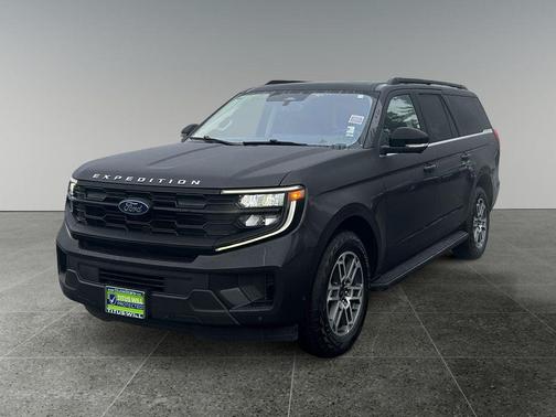 Gray Metallic 2025 Ford Expedition Max Active 4x4