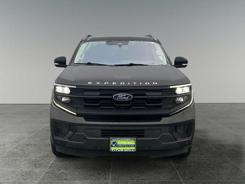 Gray Metallic 2025 Ford Expedition Max Active 4x4