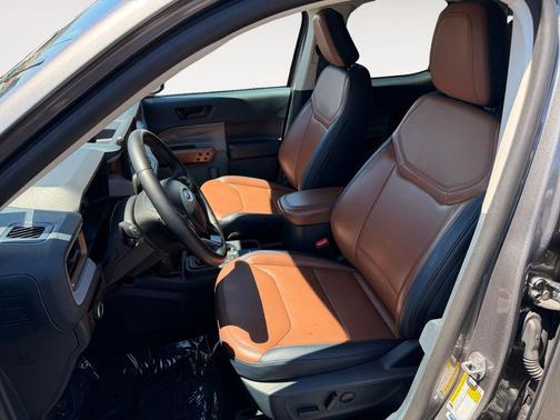 Carbonized Gray Metallic 2023 Ford Maverick Lariat