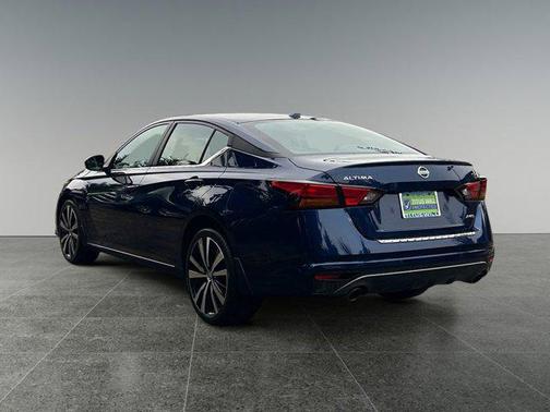 2021 Nissan Altima SR Intelligent AWD