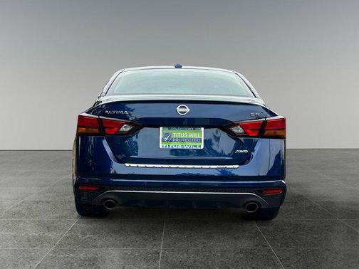 2021 Nissan Altima SR Intelligent AWD