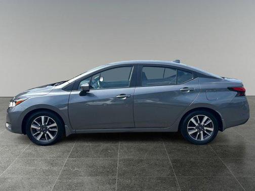 Gun Metallic 2023 Nissan Versa 1.6 SV