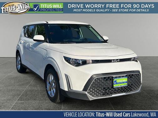 Snow White Pearl 2025 Kia Soul LX