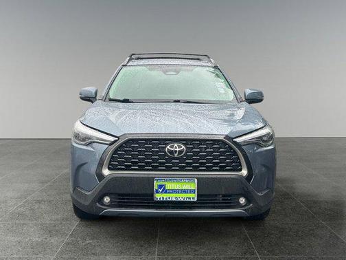 2024 Toyota Corolla Cross XLE