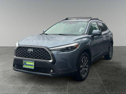2024 Toyota Corolla Cross XLE