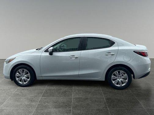 2020 Toyota Yaris Sedan L