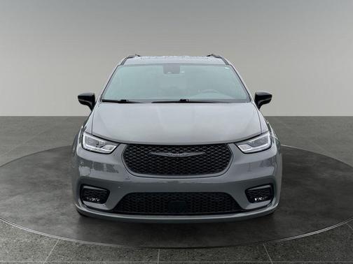 Ceramic Gray Clearcoat 2025 Chrysler Pacifica Hybrid Premium S Appearance Pkg