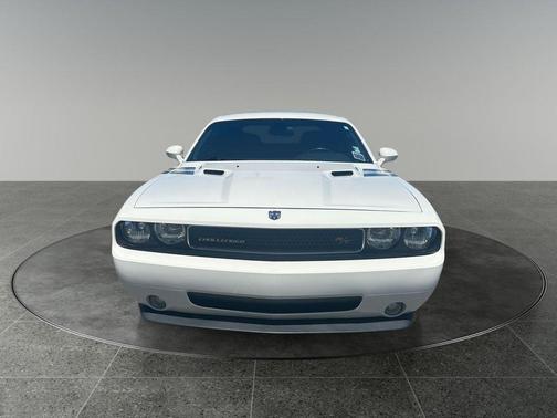 Stone White 2009 Dodge Challenger R/T
