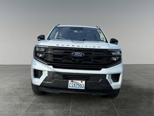 Space Silver Metallic 2025 Ford Expedition Max Active 4x4