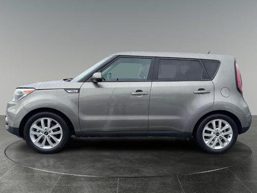 Titanium Gray 2018 Kia Soul +