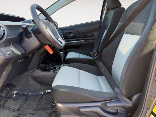 Black Sand Pearl 2016 Toyota Prius c Persona Series
