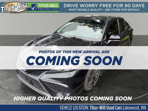 Midnight Black Metallic 2022 Toyota Camry SE