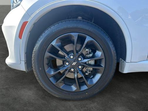 White Knuckle Clearcoat 2023 Dodge Durango GT Plus
