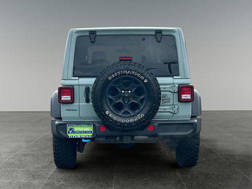 Earl Clearcoat 2023 Jeep Wrangler 4xe Base
