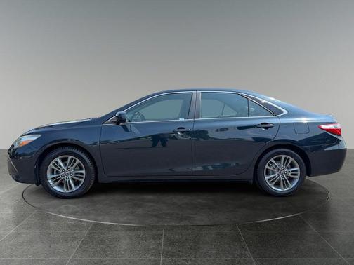 Cosmic Gray Mica 2016 Toyota Camry SE
