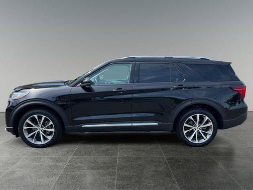 Black Metallic 2025 Ford Explorer Platinum