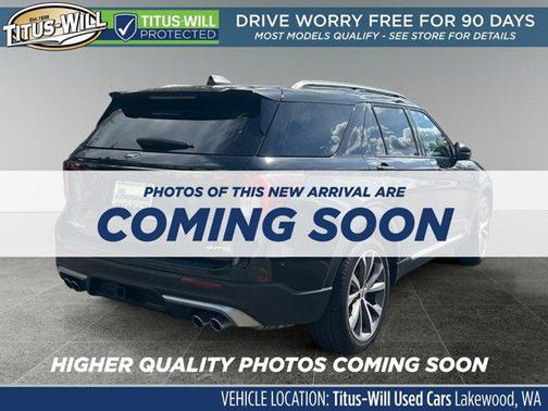 Black Metallic 2025 Ford Explorer Platinum
