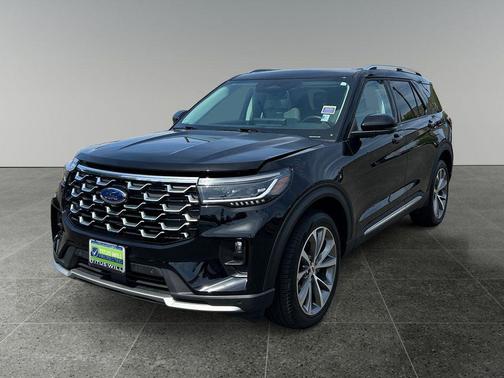 Black Metallic 2025 Ford Explorer Platinum
