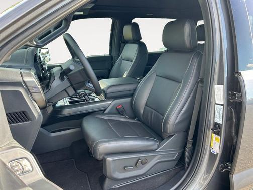 Carbonized Grey Metallic 2026 Ford F-150 Lariat