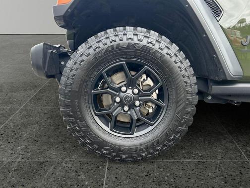 Sarge Green Clearcoat 2024 Jeep Wrangler Willys