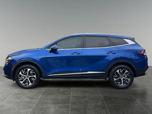 Sapphire Blue 2025 Kia Sportage EX