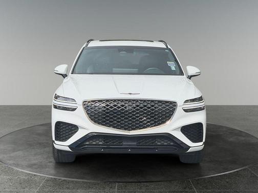 Alta White 2025 Genesis GV70 3.5T AWD Sport