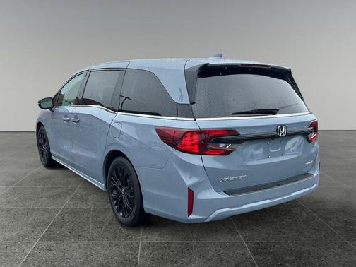 Sonic Gray Pearl 2025 Honda Odyssey Sport-L