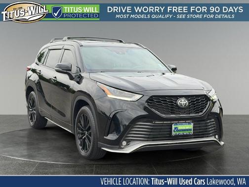 Midnight Black Metallic 2023 Toyota Highlander XSE