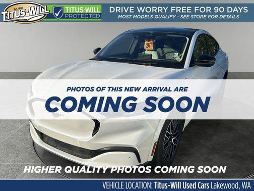 Star White Metallic Tri-Coat 2025 Ford Mustang Mach-E Premium