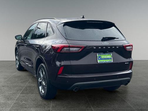 Cinnabar Red Metallic Premium Colorant 2023 Ford Escape ST-Line