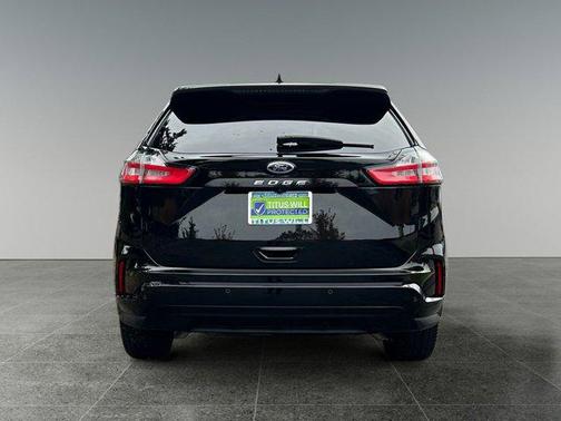 2022 Ford Edge ST Line