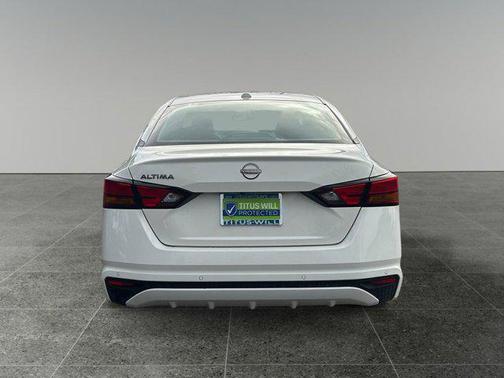 2025 Nissan Altima SV FWD