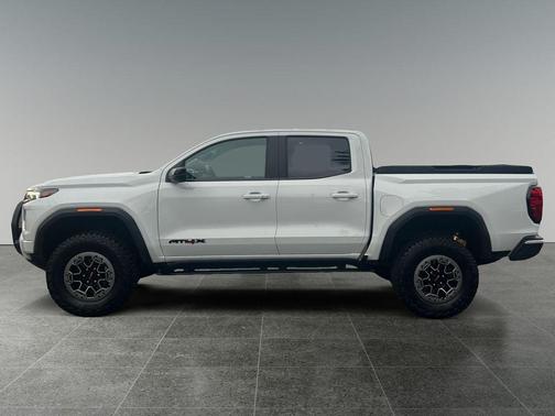 Summit White 2023 GMC Canyon AT4X