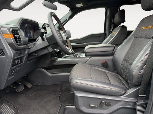 Carbonized Grey Metallic 2026 Ford F-150 Tremor