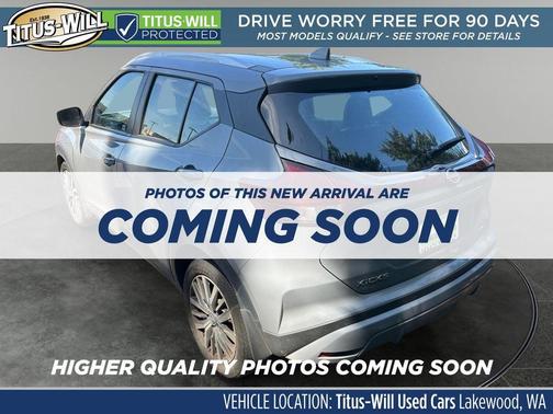 Boulder Gray 2023 Nissan Kicks SV