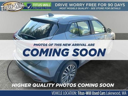 Boulder Gray 2023 Nissan Kicks SV