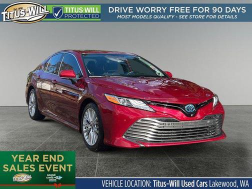 2020 Toyota Camry Hybrid XLE