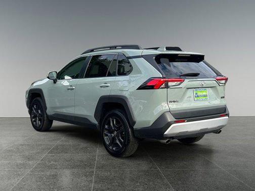 2022 Toyota RAV4 Adventure