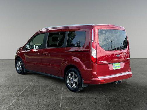 2020 Ford Transit Connect Titanium w/Rear Liftgate