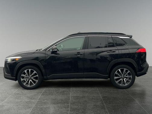 Jet Black 2024 Toyota Corolla Cross XLE