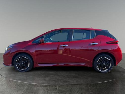 Scarlet Ember 2024 Nissan Leaf SV PLUS