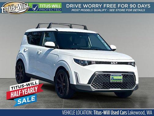 Snow White Pearl 2024 Kia Soul LX