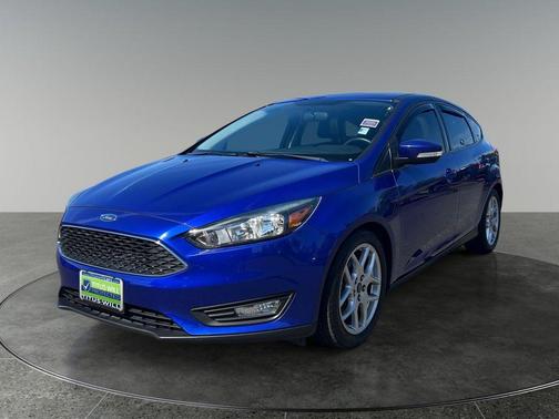 Blue 2015 Ford Focus SE