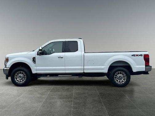 Oxford White 2021 Ford F-250 XLT