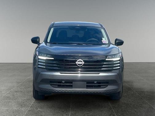 Gun Metallic 2025 Nissan Kicks S